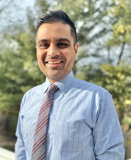 Dr. Akshay Rajpal